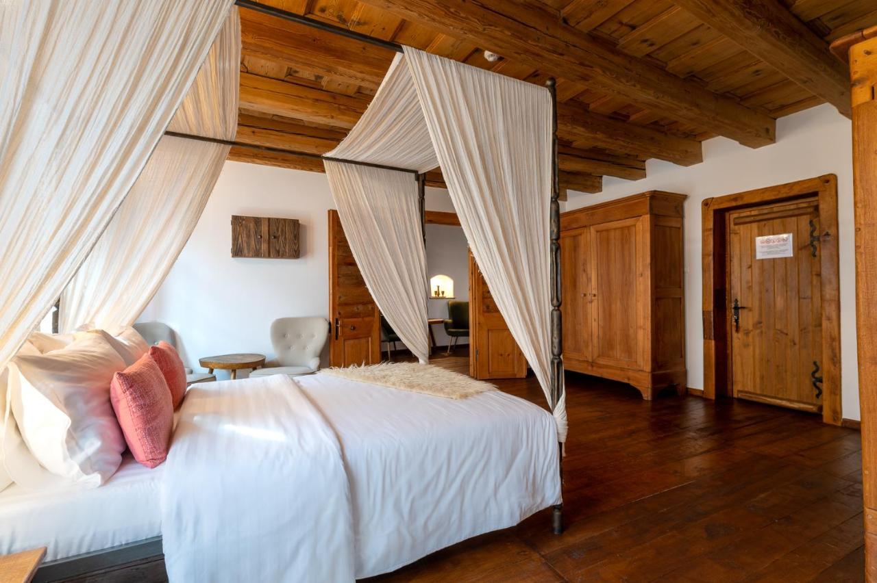 Boutique Hotel Von Graf Sighişoara Exterior foto
