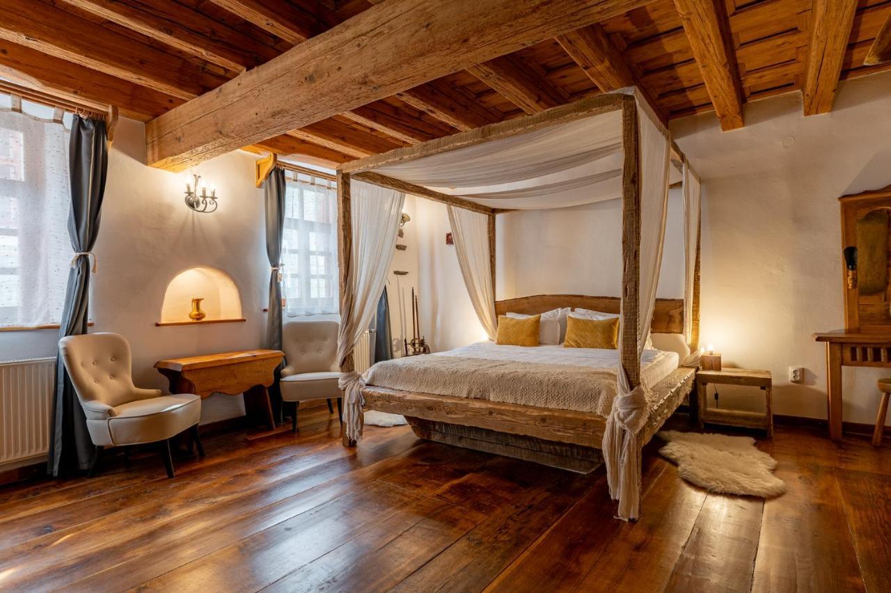 Boutique Hotel Von Graf Sighişoara Exterior foto
