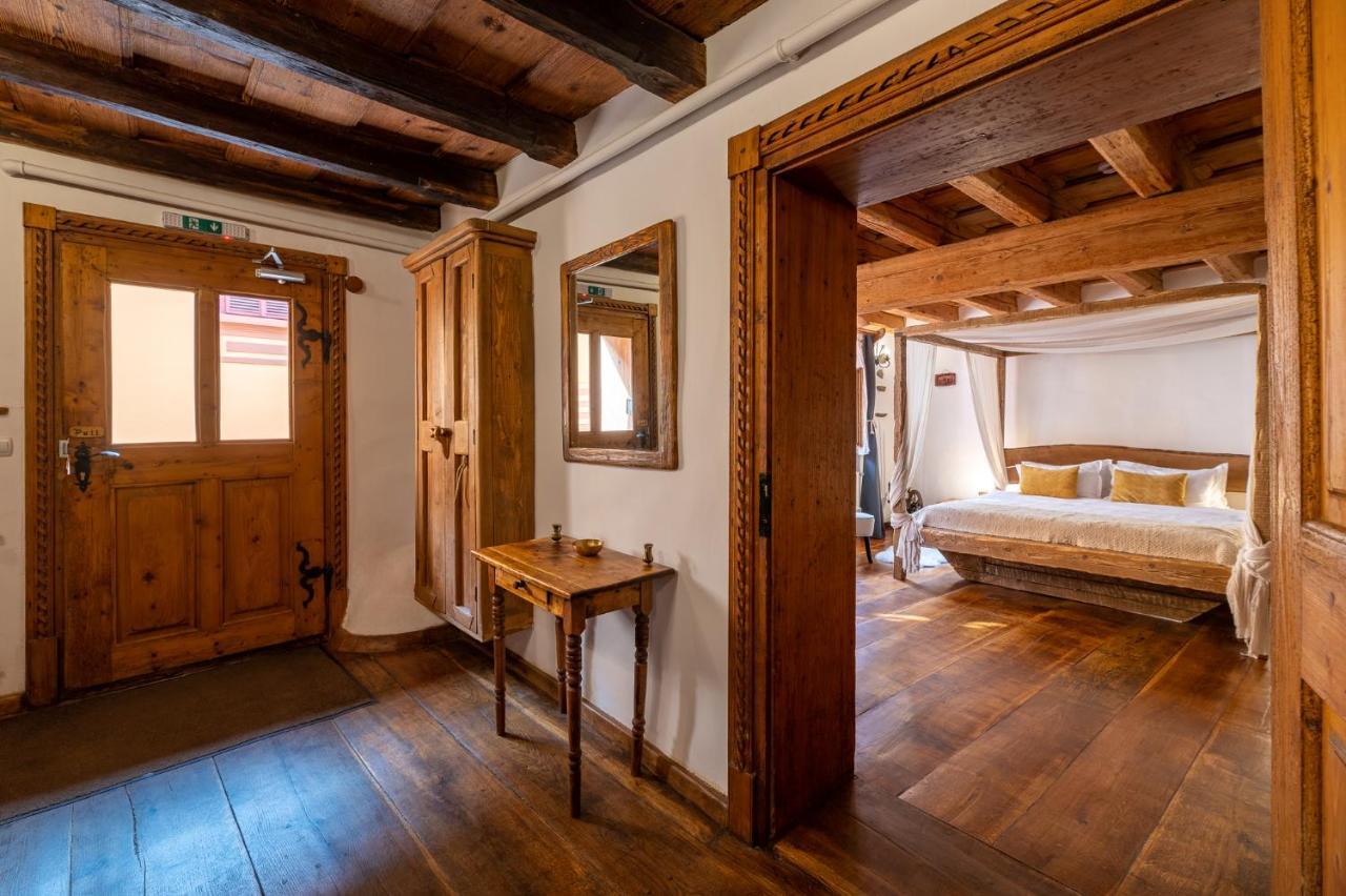 Boutique Hotel Von Graf Sighişoara Exterior foto