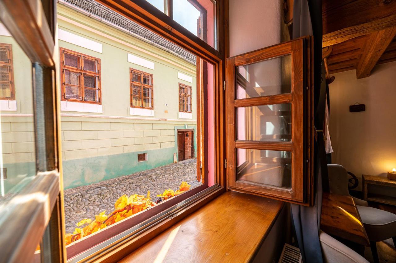 Boutique Hotel Von Graf Sighişoara Exterior foto